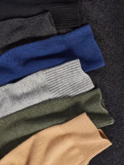 Saks Fifth Avenue Sweaters|Essential Cashmere V-Neck Sweater