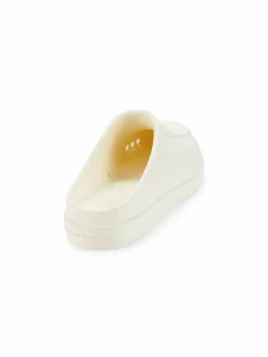 P448 Flo Apron Toe Mules
