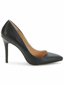 Charles David Pact Leather Pumps