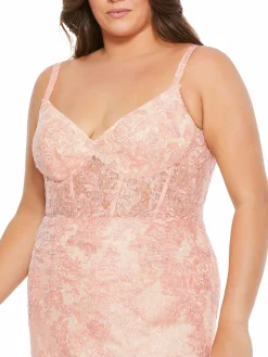 Women Mac Duggal Plus Embroidered Lace Corset Trumpet Gown